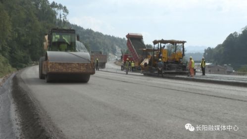 12月底前主體工程竣工，公路與路面工程將完工