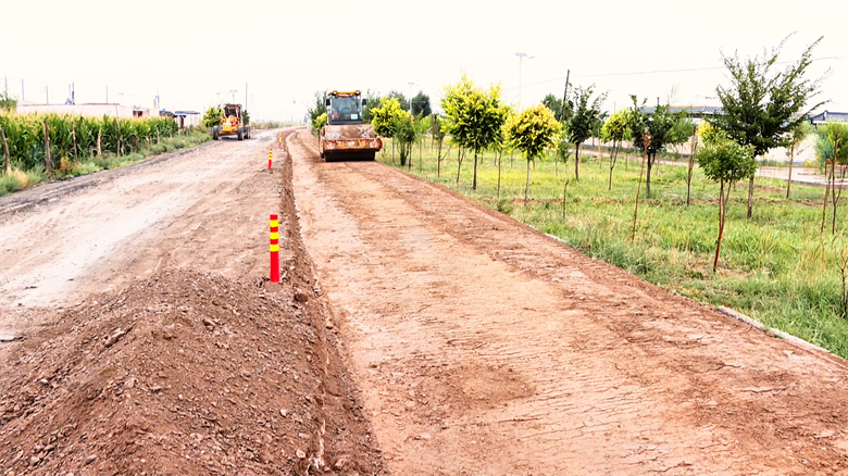 深化“三抓三促”行動(dòng) 高臺(tái)縣建好“四好農(nóng)村路”，鋪筑鄉(xiāng)村振興幸?！翱燔嚨馈? class=